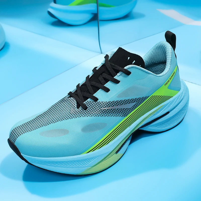 

Ultra-Light Running Shoes for Men and Women, Mesh Breathable, Non-Slip, Wear-Resistant, Casual Couple Running Shoes, Youth and C