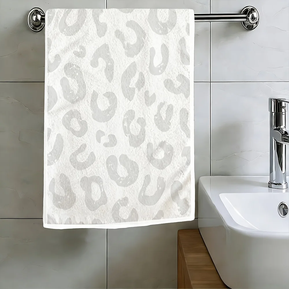 1pc White Leopard Print Printed Kitchen Towel, Soft Absorbent Hand Towel, Perfect for Bathroom, Home,Minimalist Decor,Guest Room