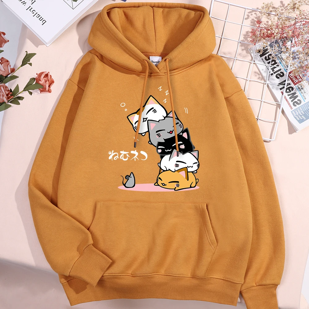 Cute Stacked Cats Sleeping Don\'T See The Mouse Hoody Men Women Fashion Crewneck Clothing Cute Hoodies Street Loose Sweatshirt