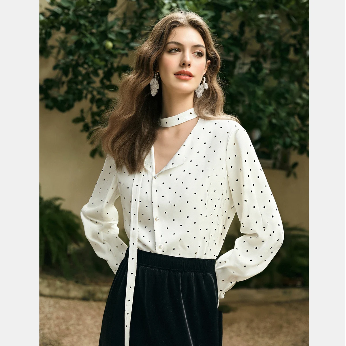 OLrain Blus Sifon Wanita Gaya Perancis 2026 Musim Semi Elegan Polka Dot Atasan Wanita Dasi Kupu-kupu Leher Kemeja Lengan Panjang O58CC002535