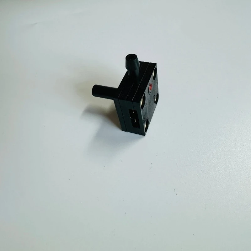 High Sensitivity Air Pressure Switch 587622 26079 26072 for UV Lamps Reliable Pressure Monitoring