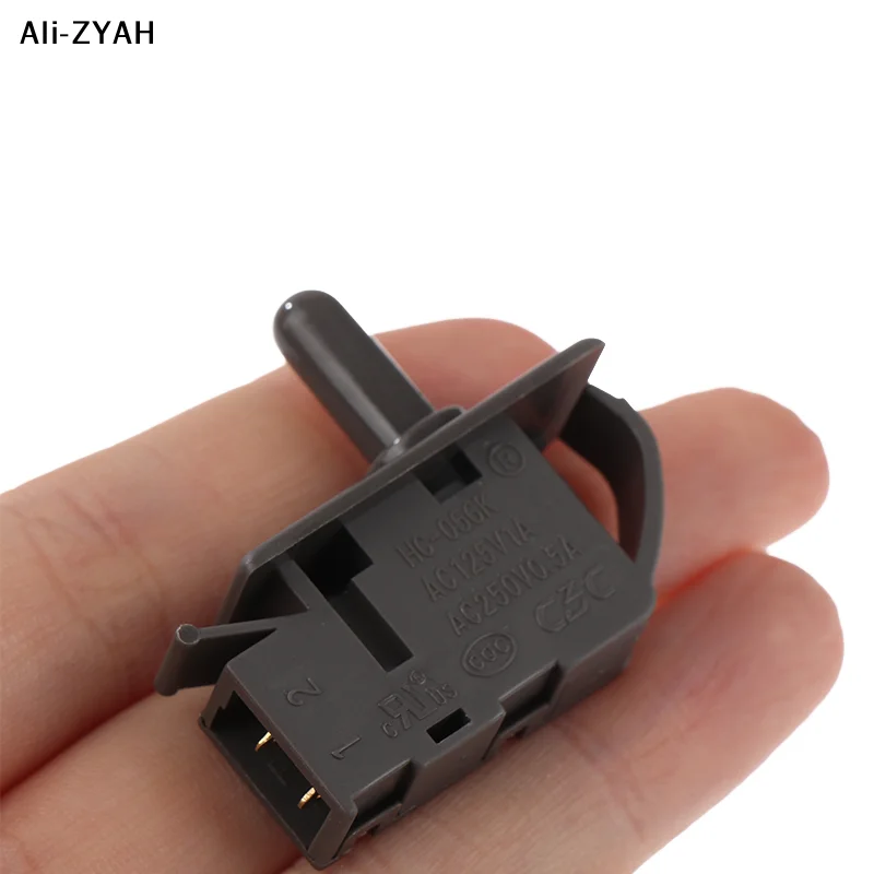 【Aym】1Pc HC-056K Refrigerator Spare Parts Door Light Control Normally Close Push Button Switch Refrigerator Freezer Door Switch