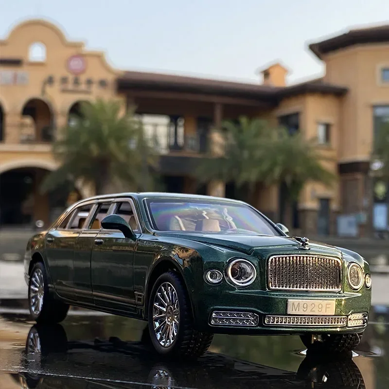 1:24 Bentley Mulsanne Car Model Simulation With Sound And Light Opening Door Metal Car Model Children\'s Toy Collection gift A115