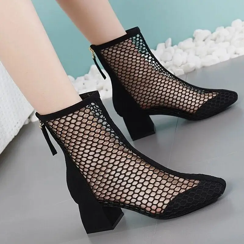 Botas de malha oca respirável para mulheres, sandálias pretas de salto médio, sandálias femininas de salto alto, moda sexy, verão, nova