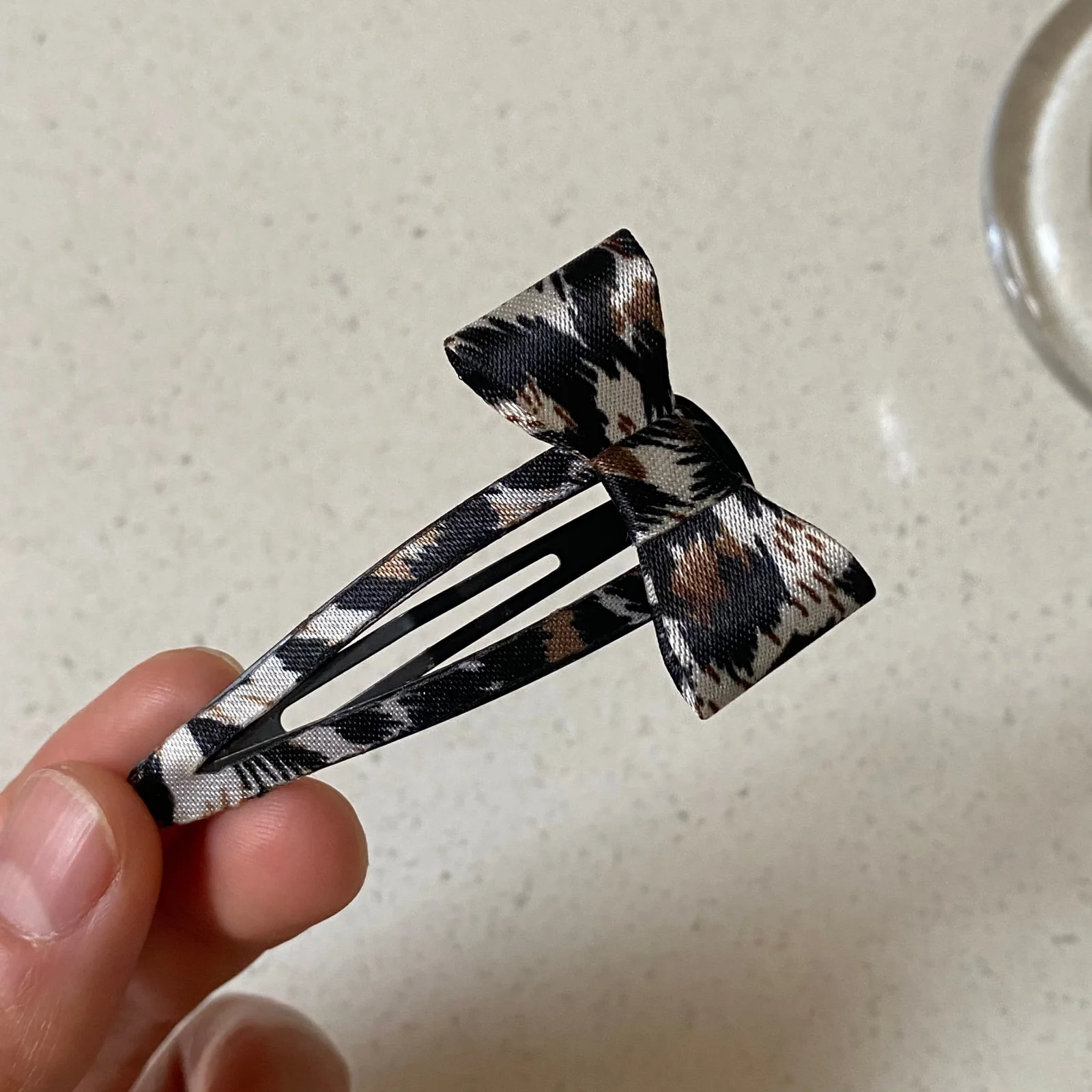 1 قطعة اليدوية الأبيض ليوبارد طباعة القوس دمعة BB كليب-أنيقة وعصرية الجبهة هامش الجانب كليب جديد وصول #2