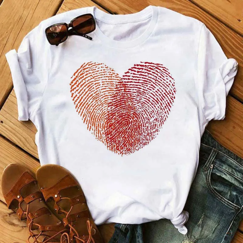 Women's Heart-shaped Short Sleeve T-shirt Fashion Print Instagram Base Shirt Harajuku  Aesthetic Clothes  Graphic T Shirts