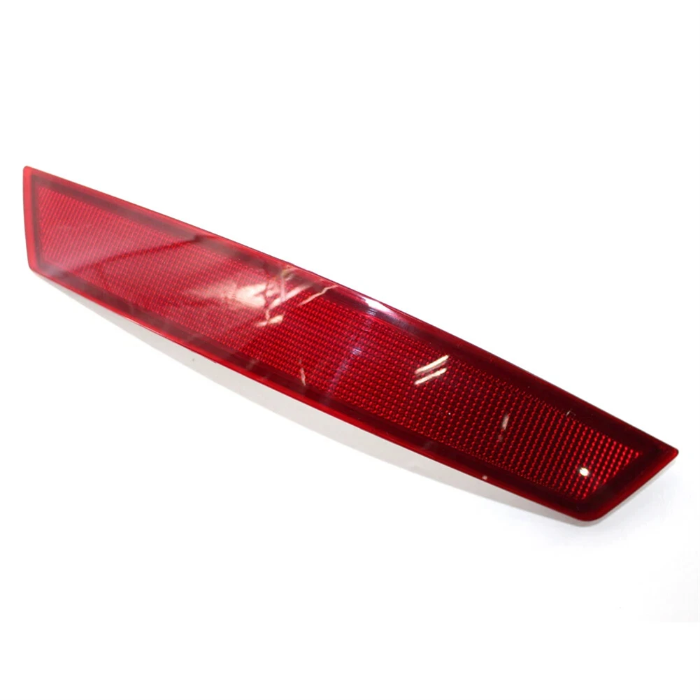 Collision Repair Bumper Reflector Door Red Factory Specification Perfect Match Easy Installation Stable Characteristics