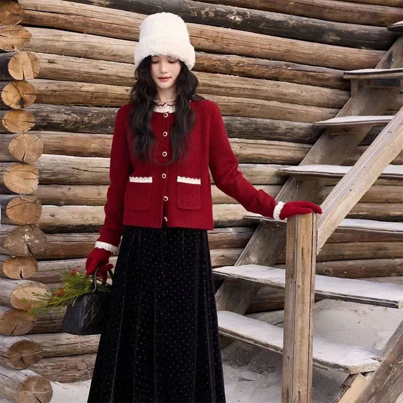 Women's Clothing Strawberry Color Sweaters Autumn/Winter New Long Sleeve Christmas Knit Cardigan Lady Keep Warm Top Fashion Coat