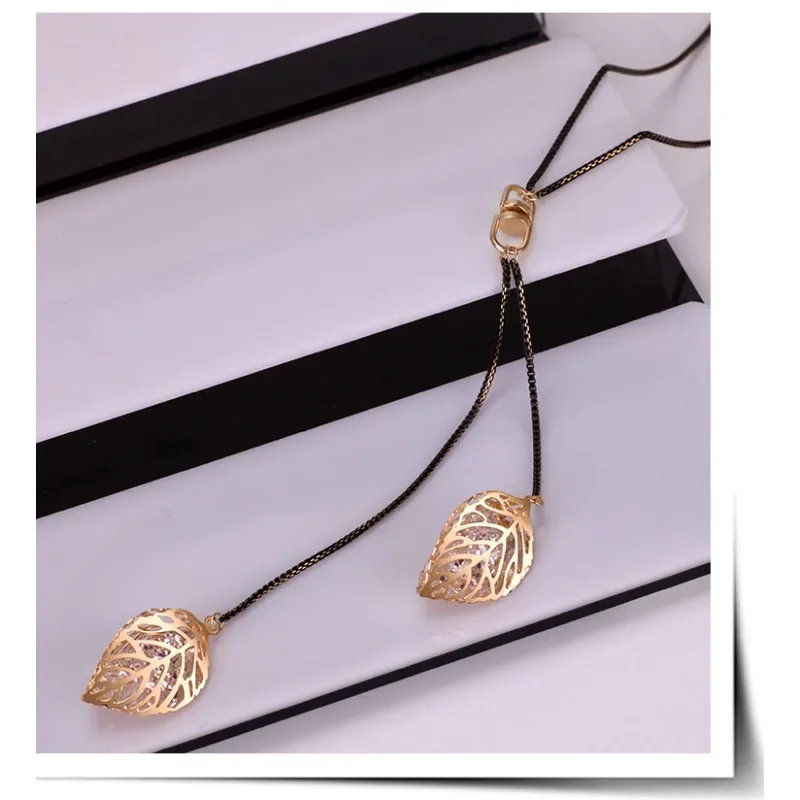 قلادة كريستال متعددة الاستخدامات بشرابة مزدوجة الورقة لخريف وشتاء طويل، قلادة سترة على شكل سلسلة من أوراق الشجر