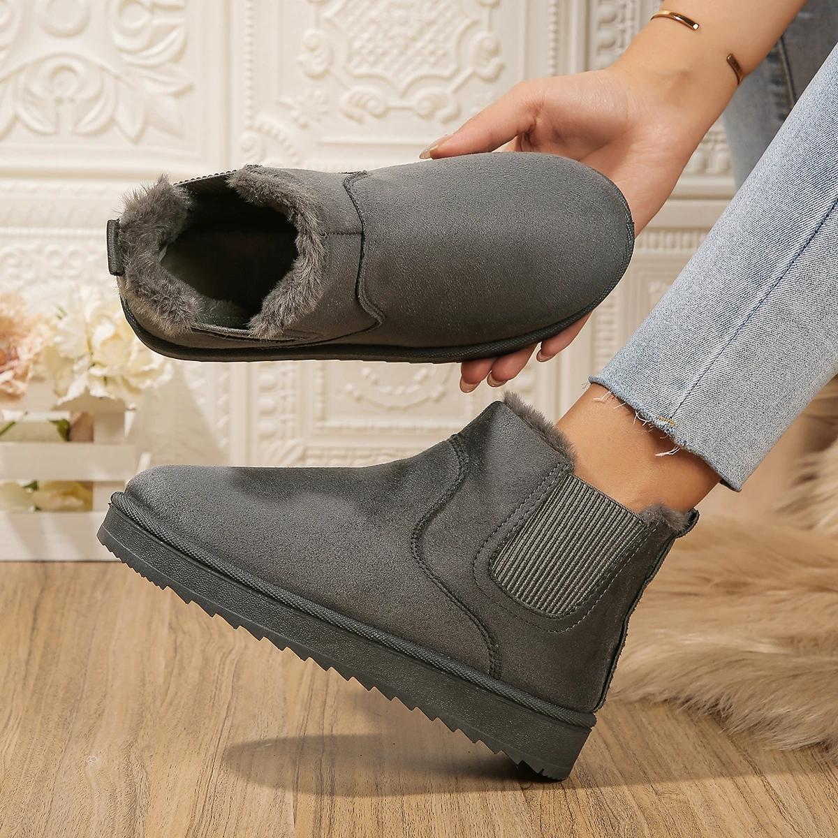 Snow Boots Women's shoes keep warm new winter bobbin plus suede flat bottom thickened bread thick-soled fashion cotton shoes sho