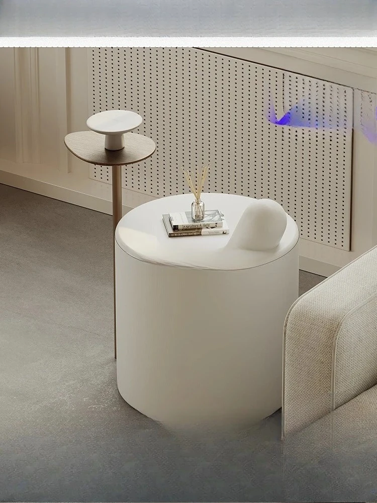 Algumas salas de estar sofisticadas pelo sofá, apartamentos pequenos, cantos simples e modernos