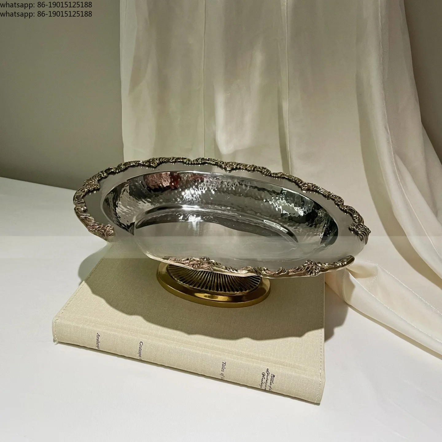 Imported copper silver-plated retro French engraved silver fruit plate dim sum tray model room soft decoration ornament