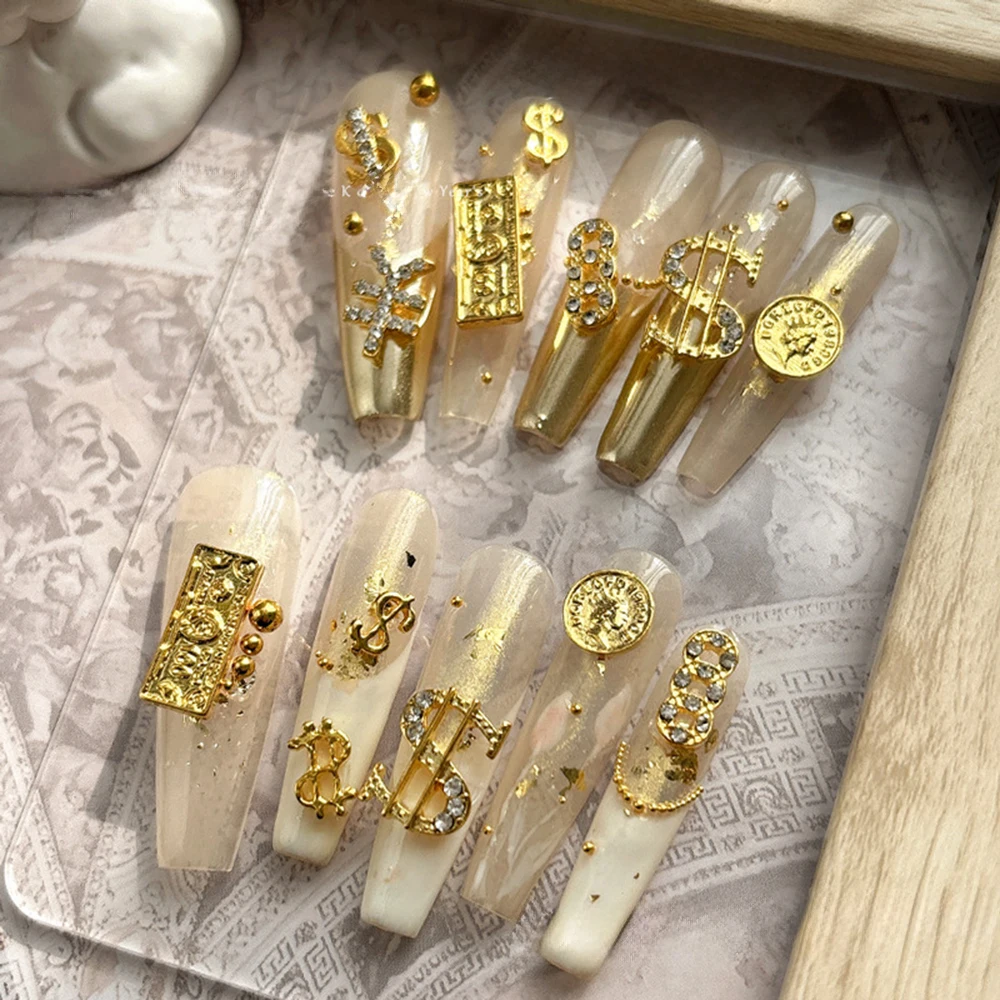 40 sztuk/opakowanie Ozdoby do paznokci w kształcie znaku dolara Srebrne Złote Pieniądze Metalowe Cyrkonie 3D Błyszczące Luksusowe Damskie Dziewczęce DIY Akrylowe Paznokcie