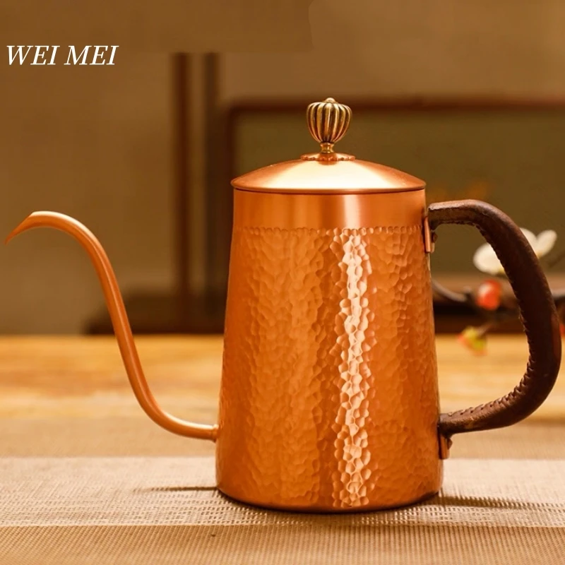 

Кофейник ручной работы из меди в ретро-стиле с тонким носиком, для кипячения чая и заваривания кофе, с гравировкой на ручке и текстурой молотковой чеканки, посуда для стола