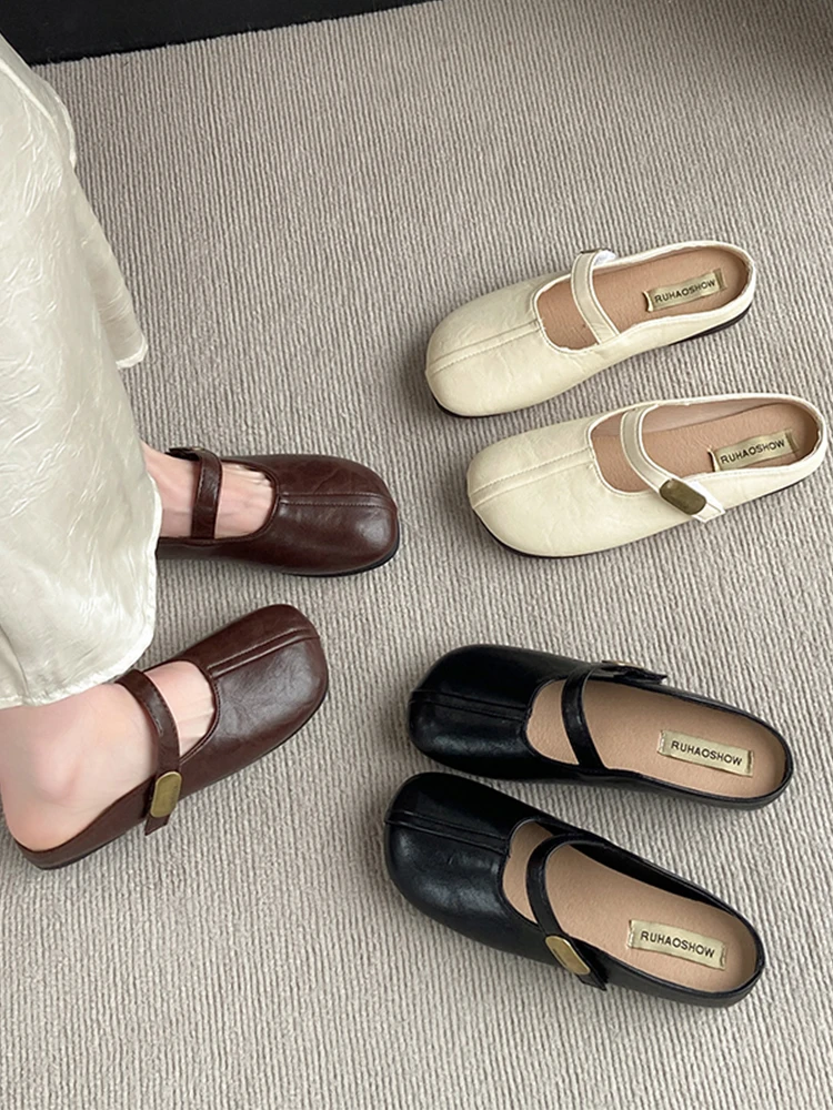 Women's Flat Bottom Slip-On Slippers Spring Summer New Soft Bottom Outdoor Wearable Toe Covering Bean Bean Shoes Lazy Half Sl...