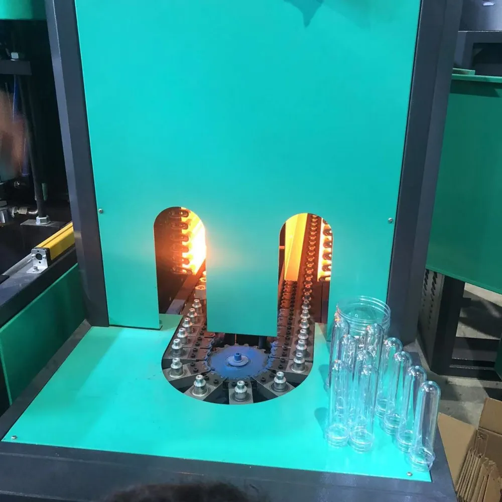 Easy Operation 5L 2 Cavity Semi Auto Plastic Bottle Making Machine Touchscreen HMI for Water Bottles Soplador