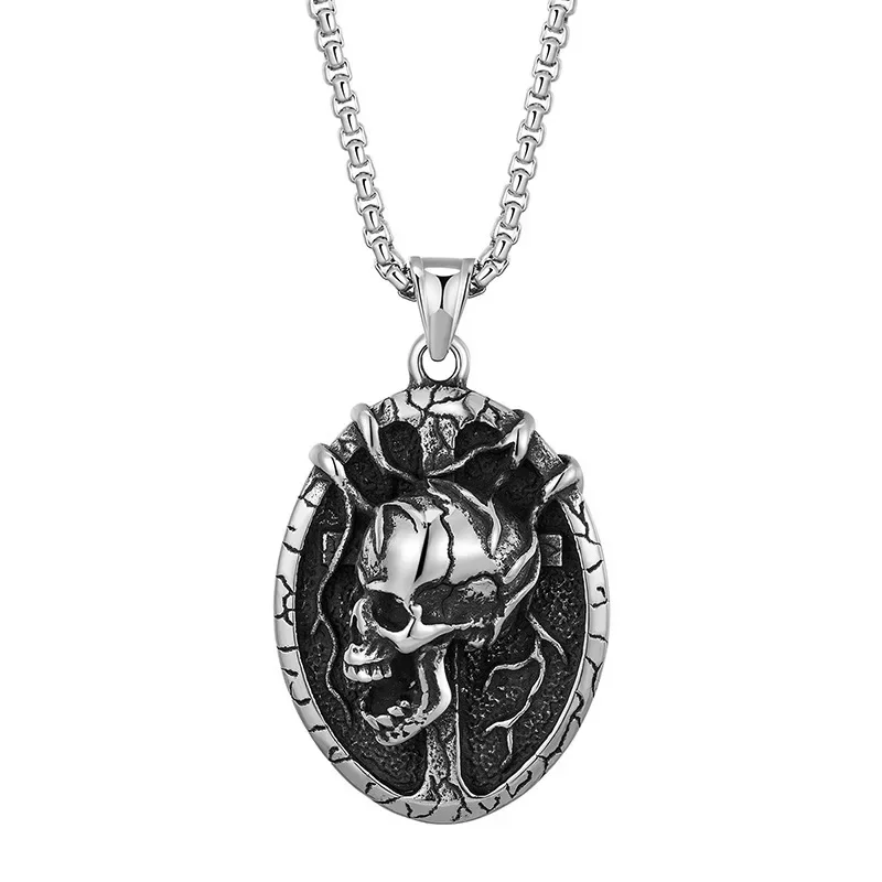 Retro Gothic Skull Alien Pendant Necklace Men\'s Trendy Alternative Halloween Jewelry