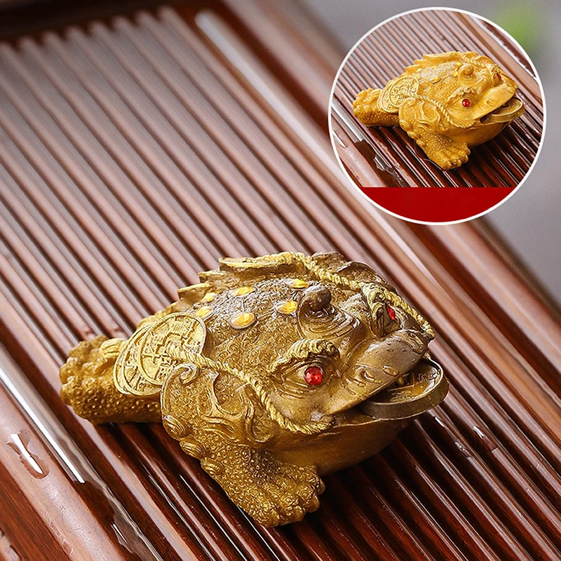 

1Pcs Chinese Resin Discolored Tea Pet Lucky Cute Golden Toad Ornaments Desktop Handmade Crafts Home Tea Set Decoration