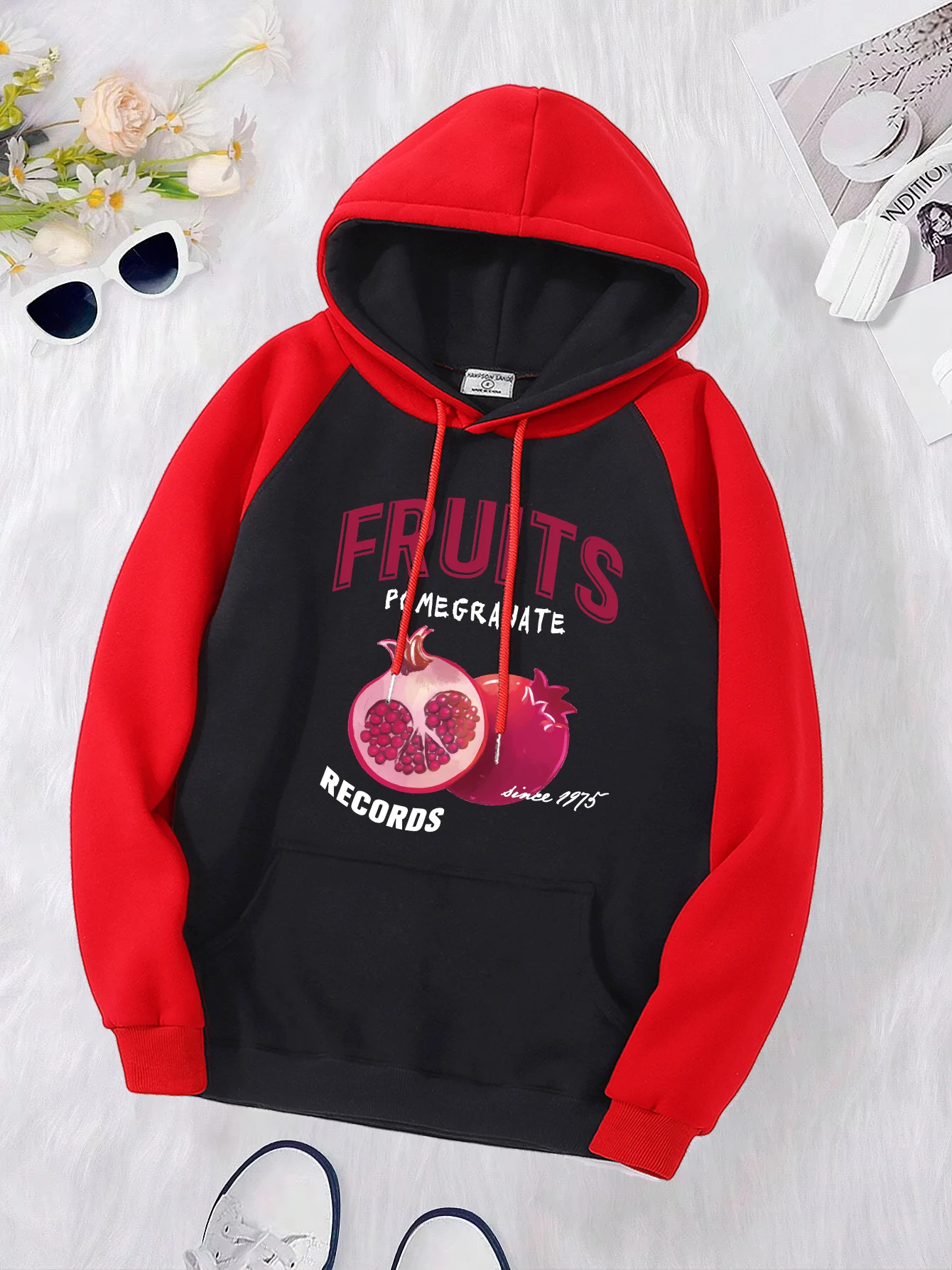 Fresh Pomegranate Fruits Design Raglan Hoodies Women Casual Comics Clothing Harajuku Y2K Hoody Autumn Fleece Unisex Streetwear