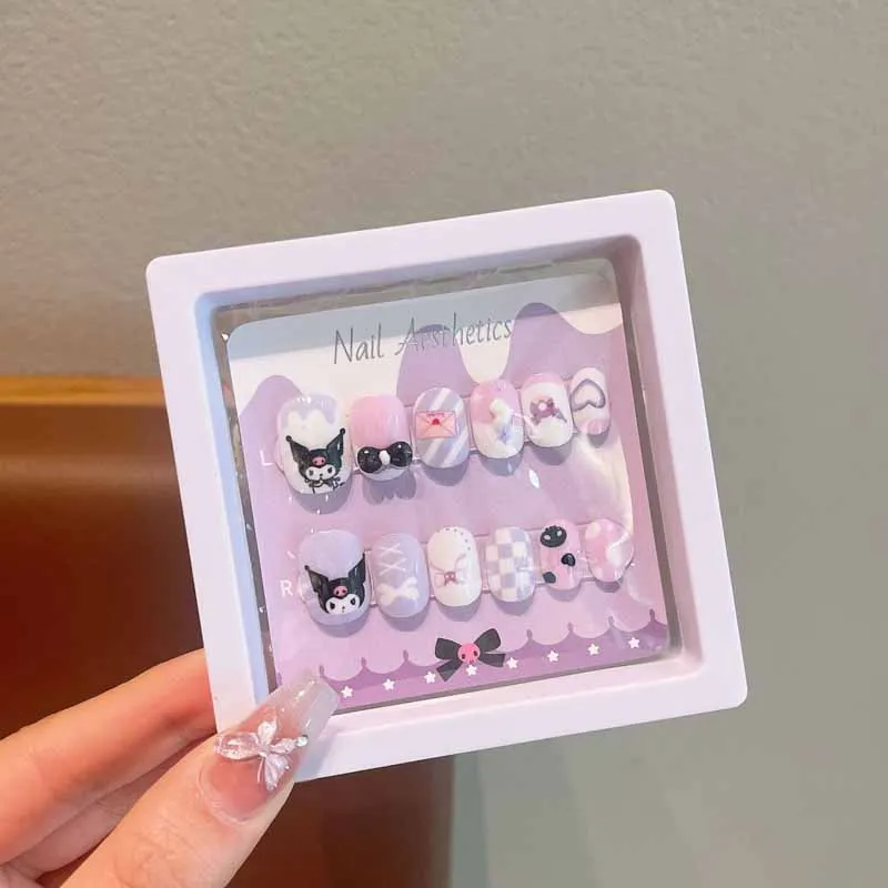 12 pièces Sanrio enfant mode mignon dessin animé Kuromi Hello Kitty presse sur ongles autocollants bébé faux ongles filles cadeau filles ongles conseils