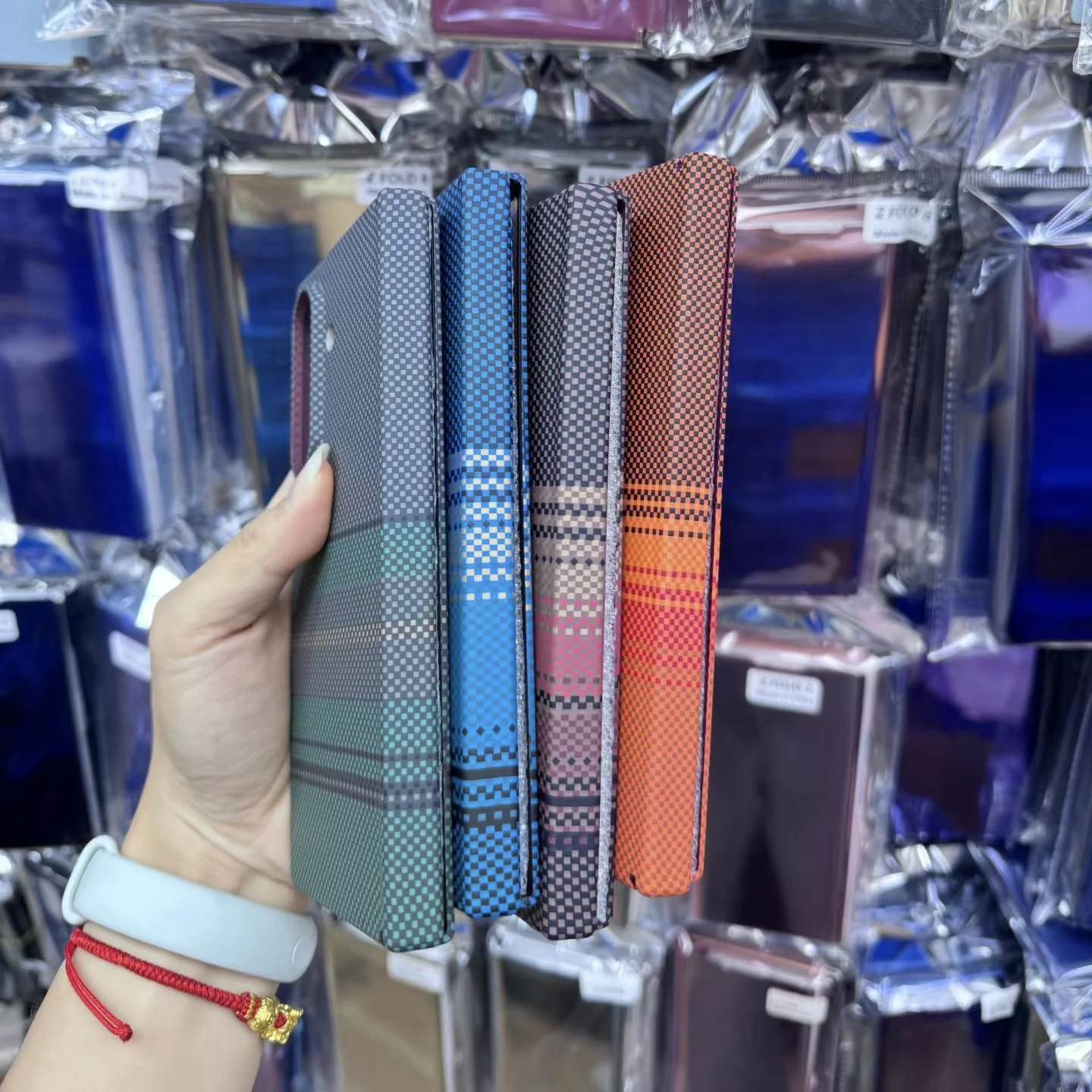 Luxury Magnetic PC Carbon Fiber Case For Samsung Z Fold 4 5 6 7 8 Ultra 5G Shockproof Screen Protector with Tempered Glass Film