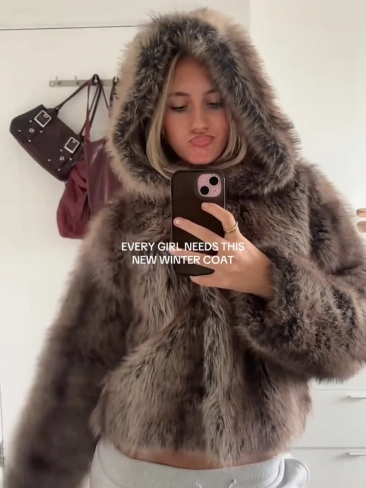 

Женская шикарная повседневная короткая куртка из искусственного меха с капюшоном, однобортная пушистая свободная куртка с длинными рукавами, женское зимнее повседневное уличное пальто