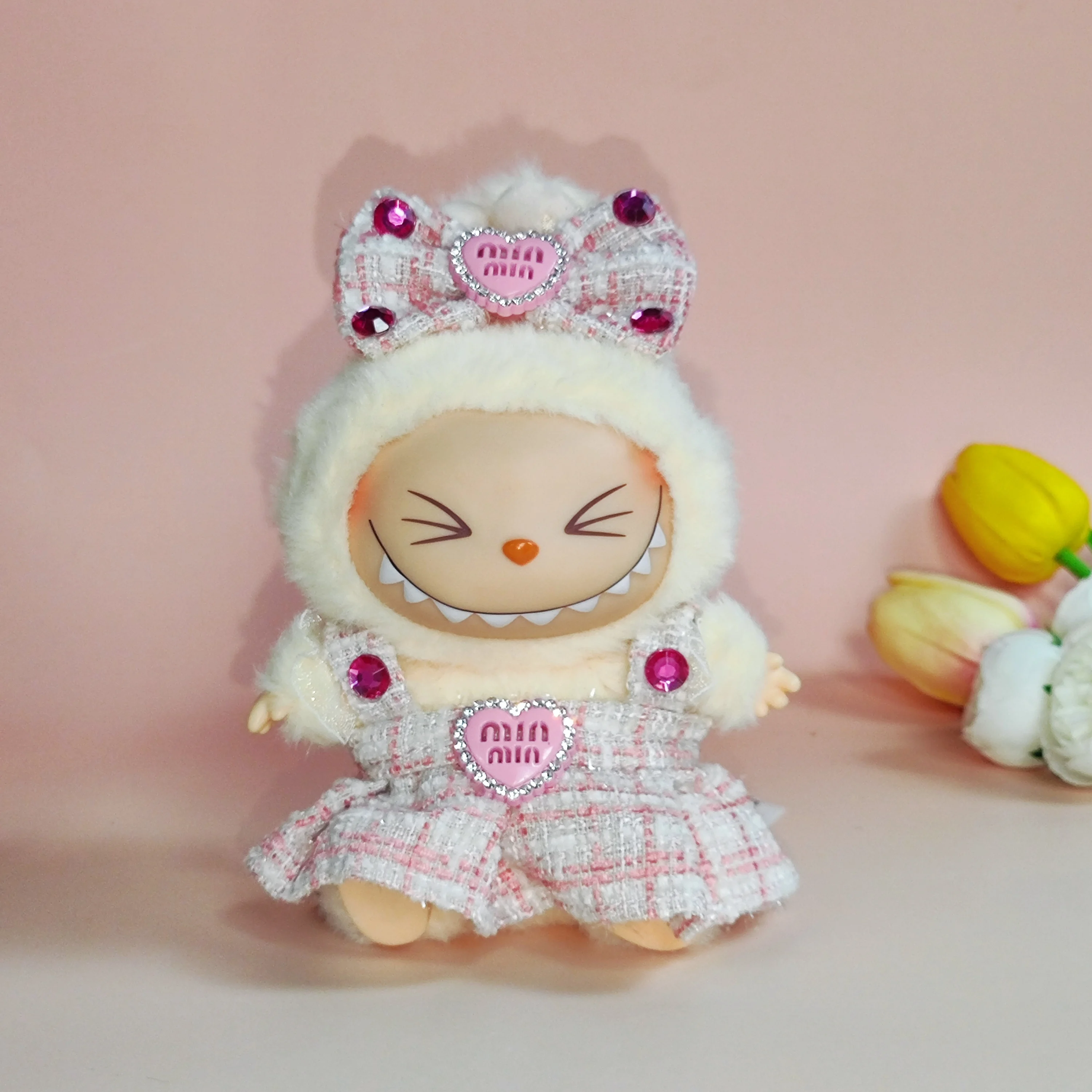 Für Labubu Sitting Party Series Klassisches Kleid Grid Style Kleiner Duft für Labubu v1 v2 Kindergeschenk Labubu Kleidung Designstil