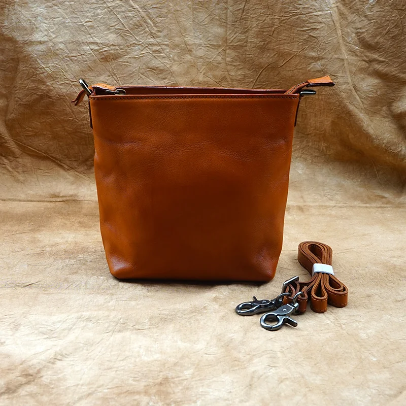 Vegan Leather Handbag Women's Crossbody Bag Single Shoulder Bag Handmade Tannery Cowhide Durable Leather Bag Retro Style