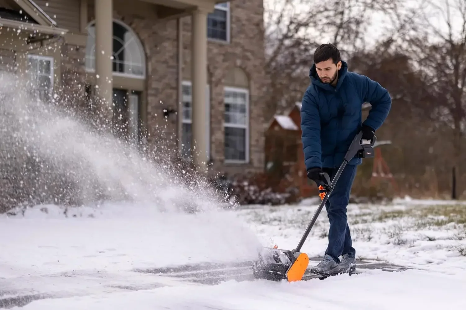 2024 WEN 20V Max 12-Inch Cordless Snow Shovel with 5Ah Battery and Charger (20720)