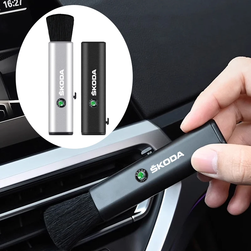 Car retractable cleaning brush Auto Accessories For Skoda Octavia MK2 MK1 2 3 A5 A7 A8 Fabia Karoq Superb Rapid Kamiq Scala