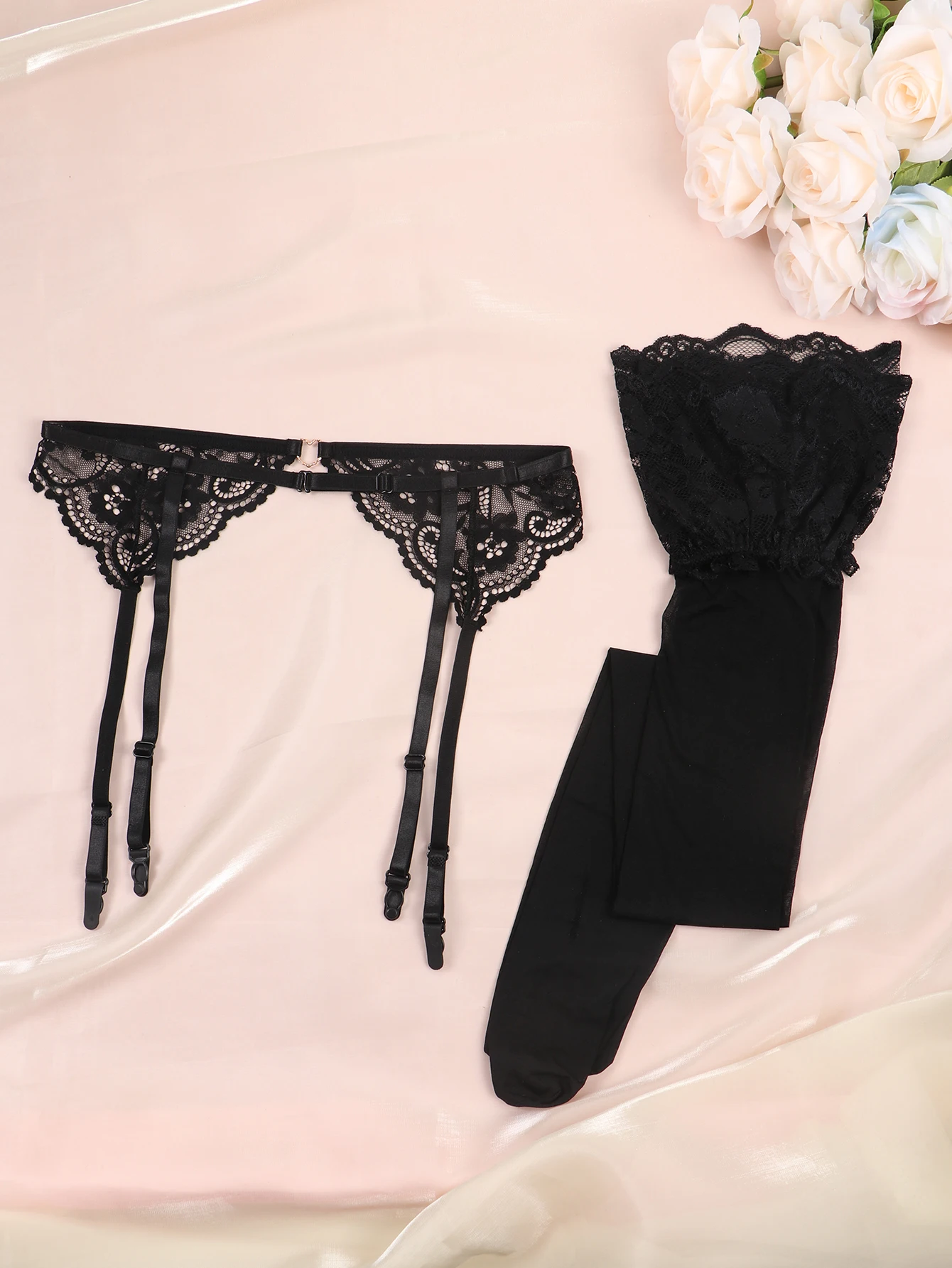 Women\'s Solid Black Minimalist Garter Straps And Lace Embellishments For Fashionable Lingerie