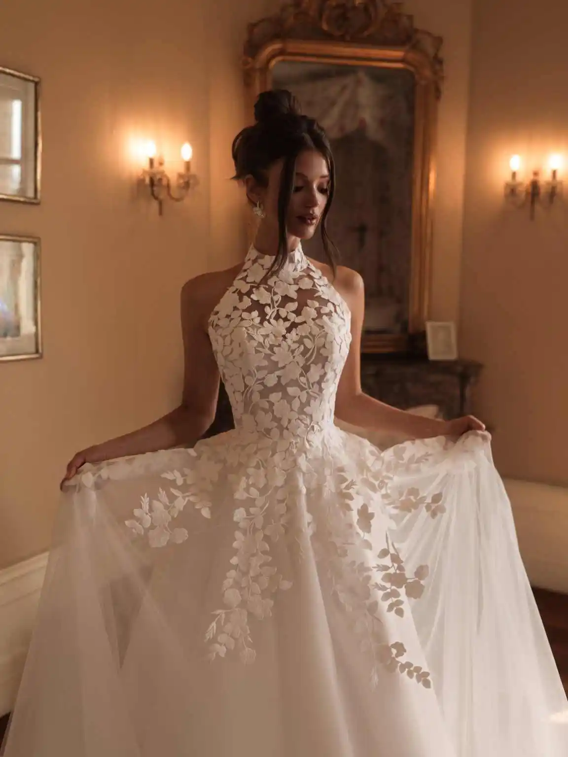 

Elegant 3D Floral Lace Appliqué Wedding Dress Halter Sleeveless Ball Gown Sweep Train Bridal Gown свадебное платье Customized