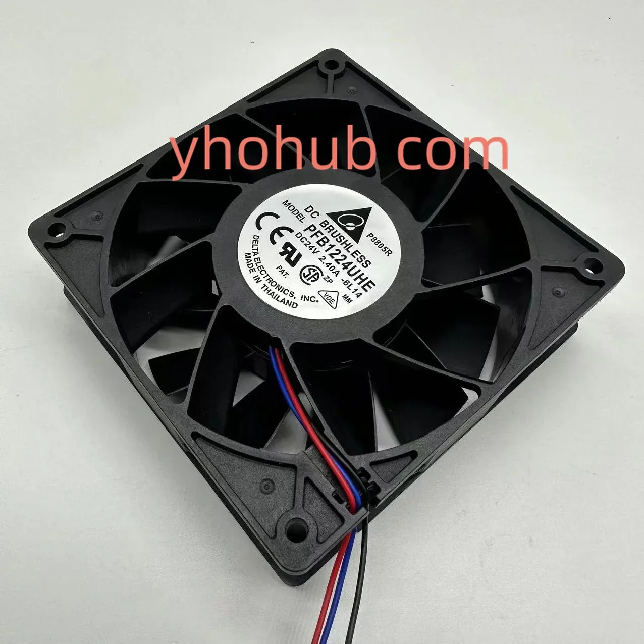 

Вентилятор охлаждения сервера Delta Electronics PFB1224UHE 6L14 DC 24V 2.40A 120x120x38 мм