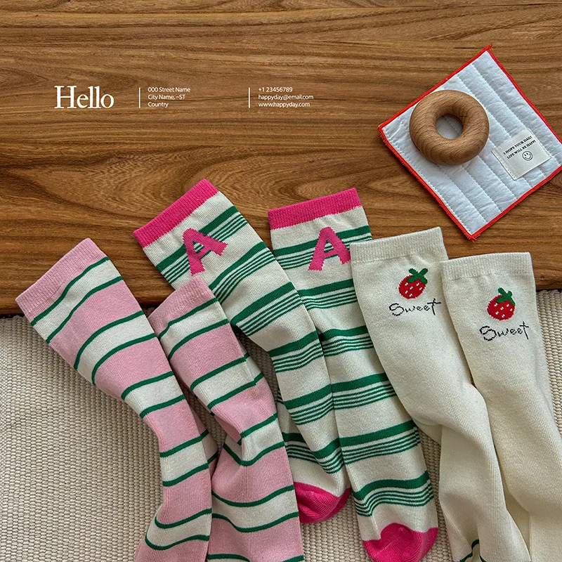 

Autumn and Winter sock for Girls Stacking Korean Version Cotton Baby Tide Strawberry Accessories 2024