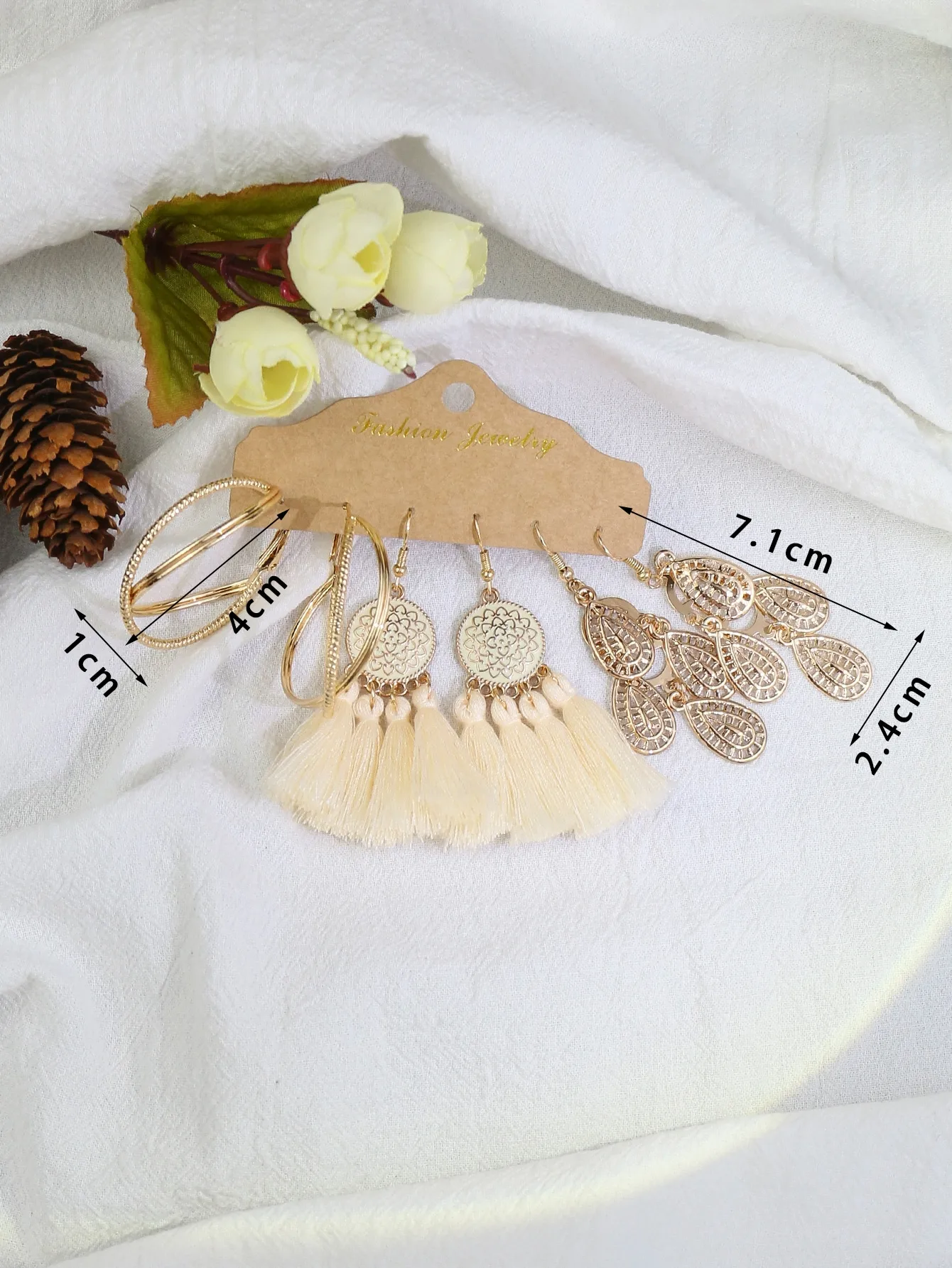 Trendy Versatile Golden Circle Fashionable White Tassel Shell Earrings&Earstuds Combination For Women to Wear Little Fresh
