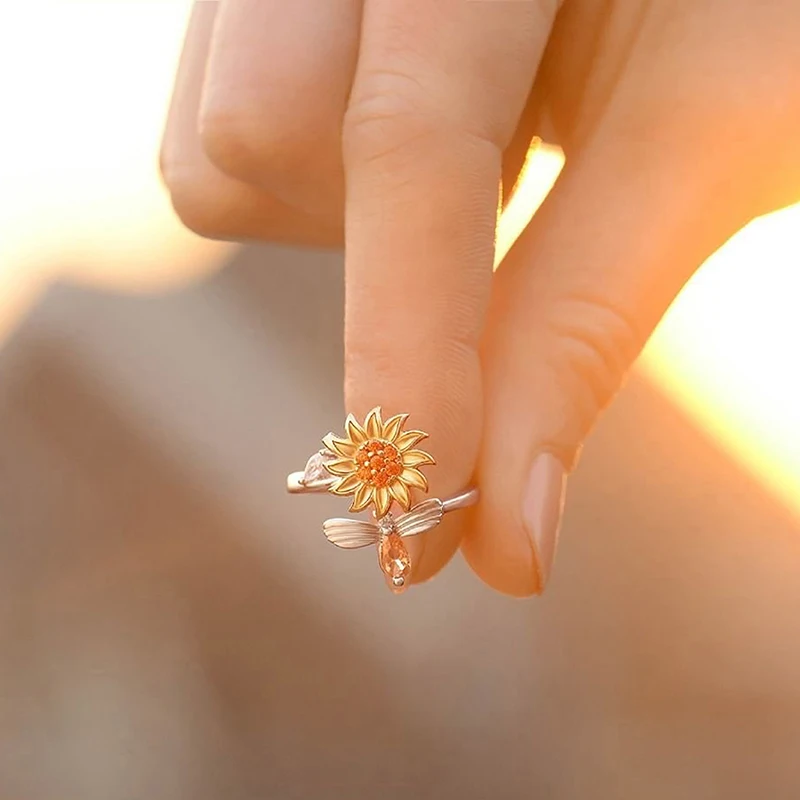 Opening Adjustable Spinning Sunflower Bee Release Stress Ring Rotatable Zircon Copper Finger Ring For Women Fashion Jewelry