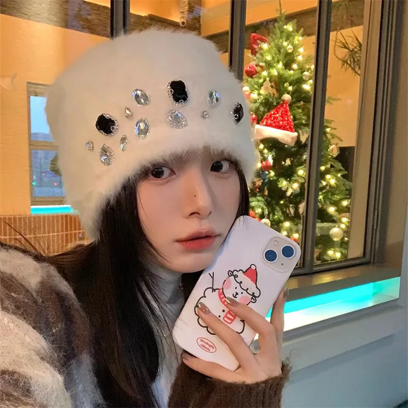 novo-modelo-de-gorros-de-la-de-coelho-para-mulheres-para-outono-e-inverno-mantem-o-calor-e-resiste-ao-frio-feitos-a-mao-com-strass