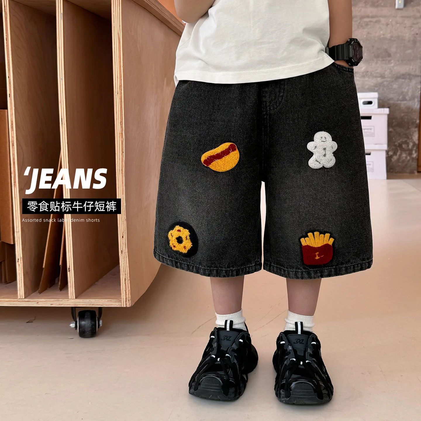 

Tongku 2025 г., летние новые детские джинсы с вышивкой для мальчиков Fun Snacks, модные и крутые повседневные детские шорты, модные