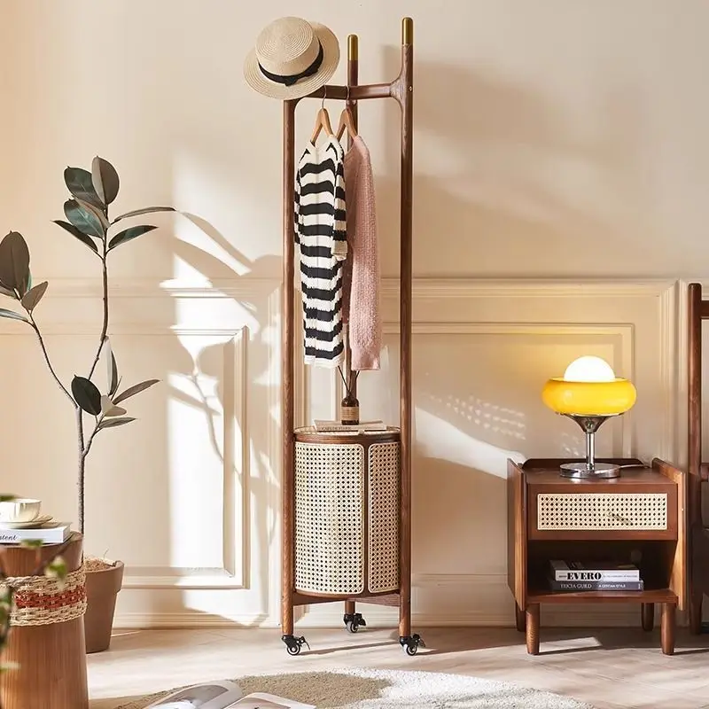 رف معطف من الخشب الصلب لغرفة النوم من الأرض إلى السقف، شماعة داخلية فاخرة، مدخل غرفة المعيشة البسيط، خشب الدردار المنزلي