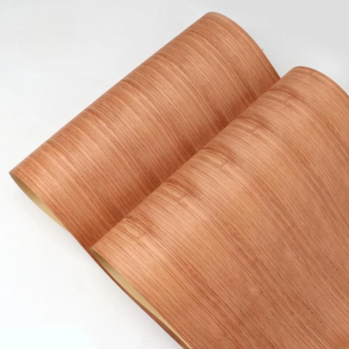 

Natural Red Rose Wood Veneer High End Fashionable Wood Veneer Kraft Paper on The Back L:2.5meters Width:580mm T:0.25mm