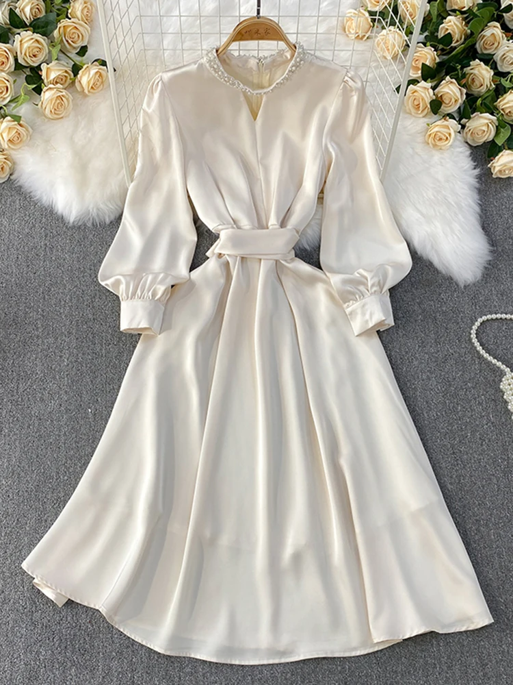 Lente Herfst Nieuwe Lange Mouwen Satijn Socialite Jurk Vrouwen Abrikoos Kleur Taille Cinched Elegante Parel O-hals Feestjurk S331