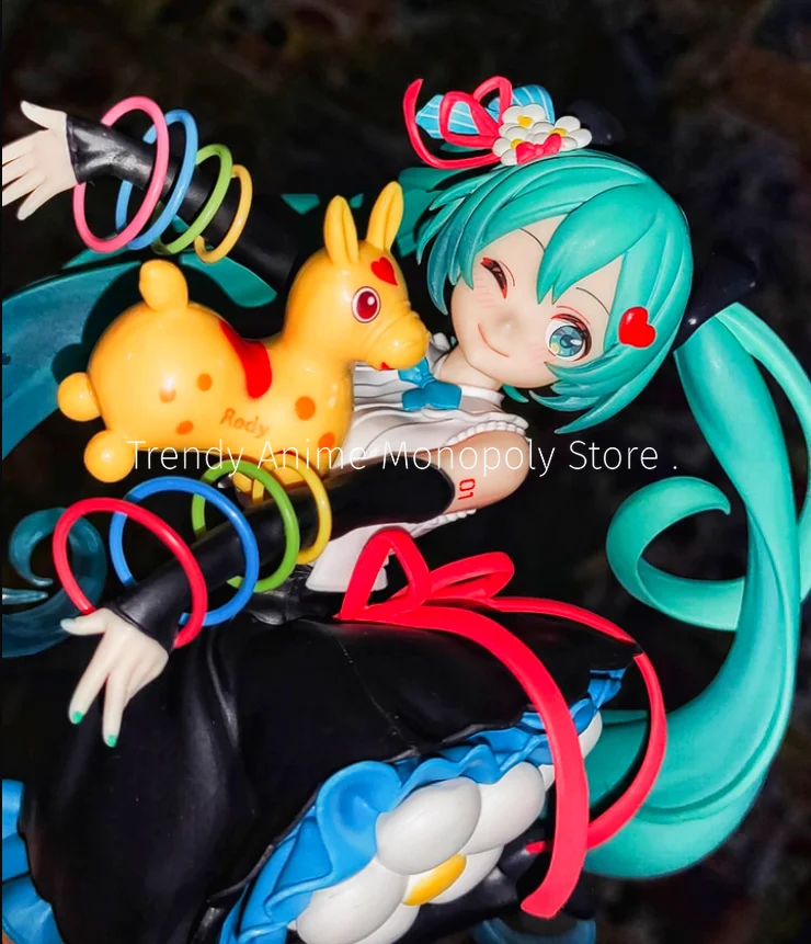 

Оригинальная коробка, в наличии. Серия Taito AMP V. Хацунэ Мику. Роди. 39-я совместная памятная коллекционная фигурка-модель для декора.