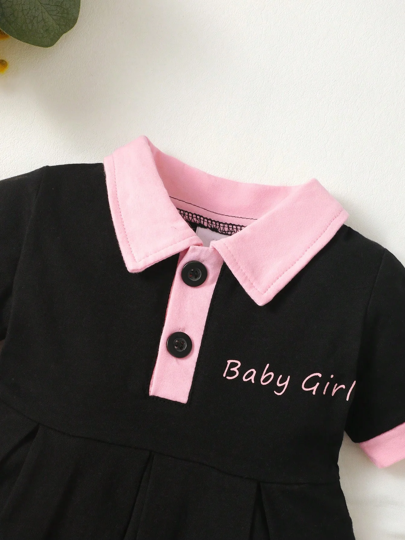 Summer Baby Girl Letter Graphic Contrast Collar Pleated Hem Dress