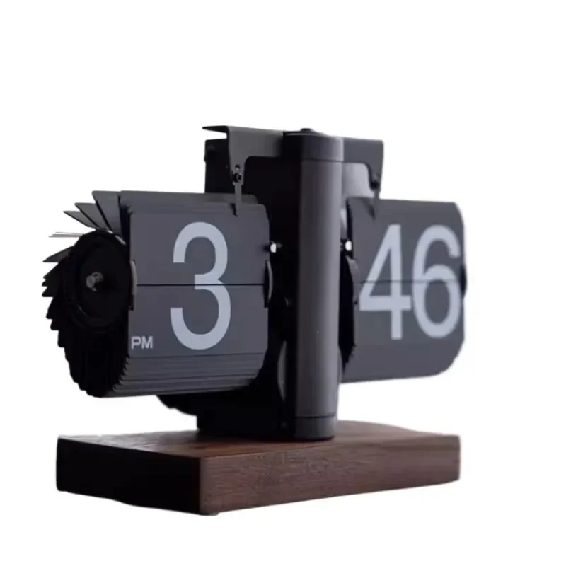 Creative automatic page turning clock