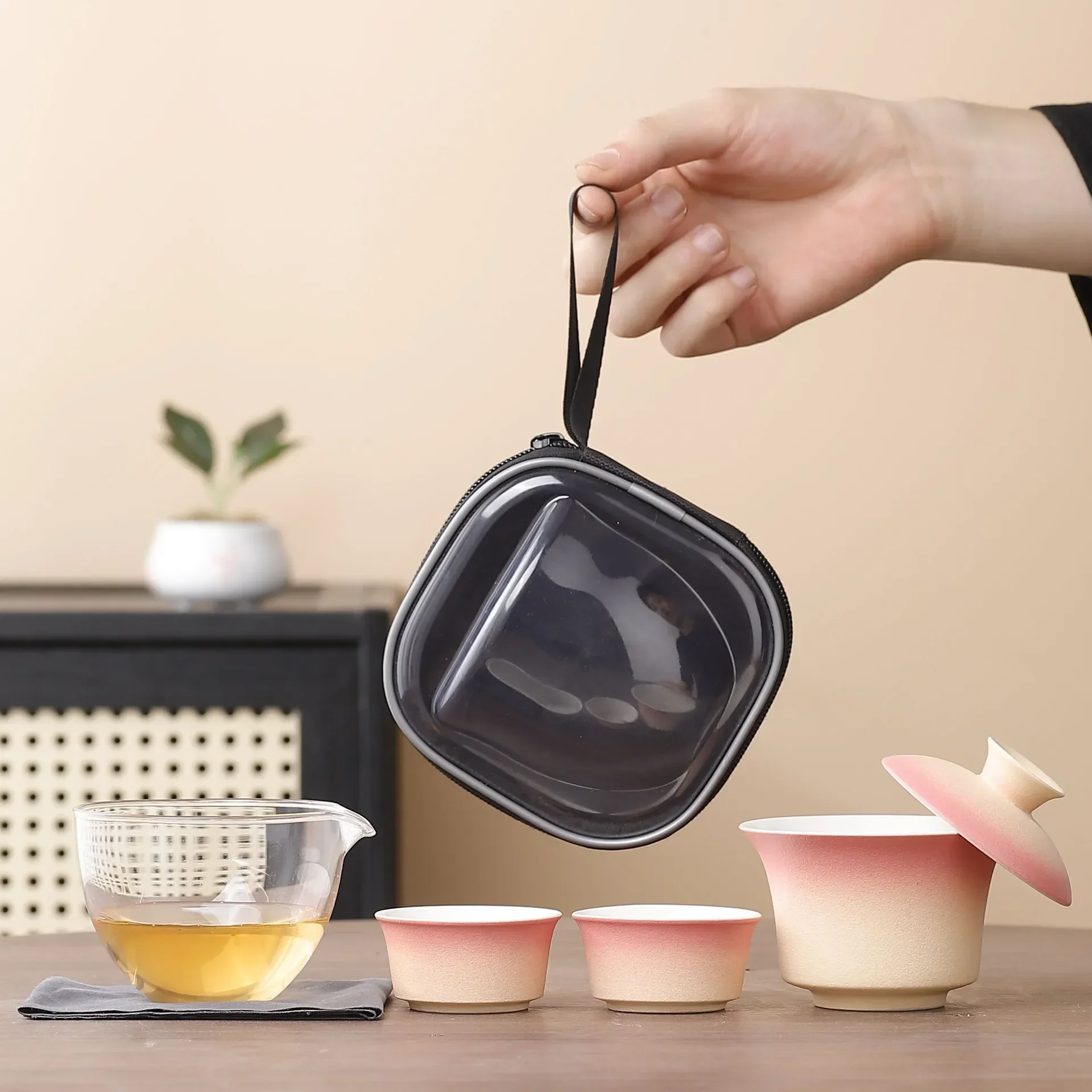 Chinese Style Gradient Color Stoneware Hovering Tureen Tea Set Portable Travel Tea Set One Pot Three Cups Quick Cup Complete Set