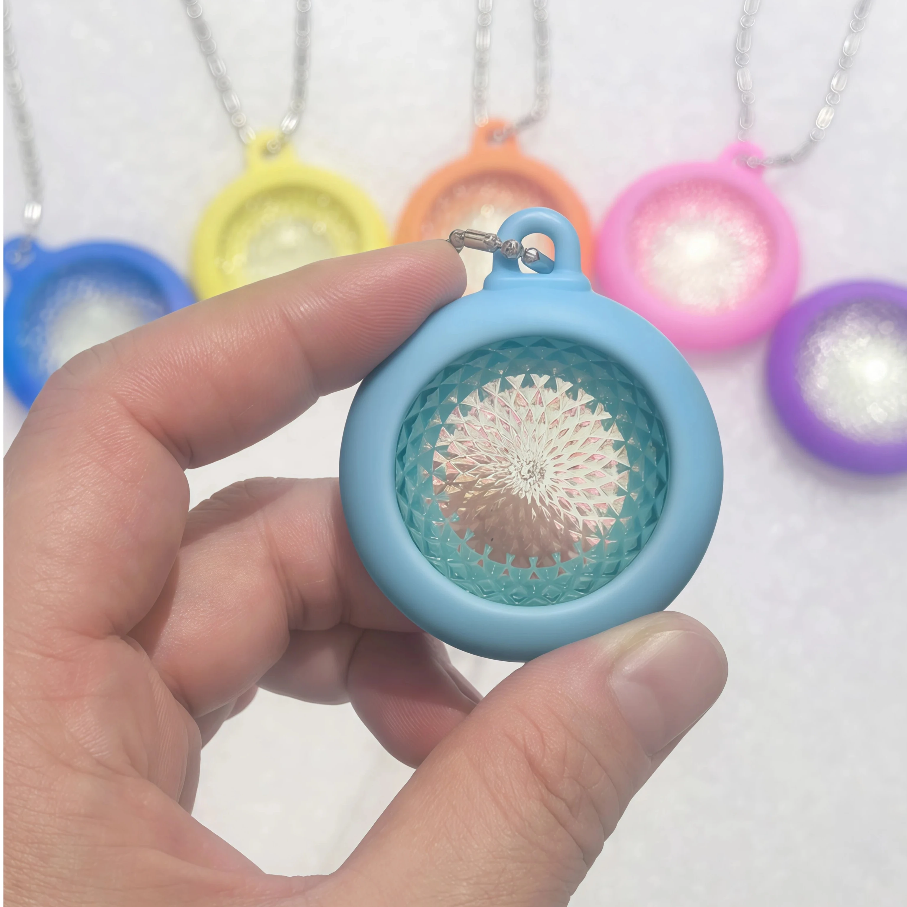 

Colorful 4000CC High Ion Energy Plate Pendant Necklace Fashion Men Women Trendy Jewelry Accessories