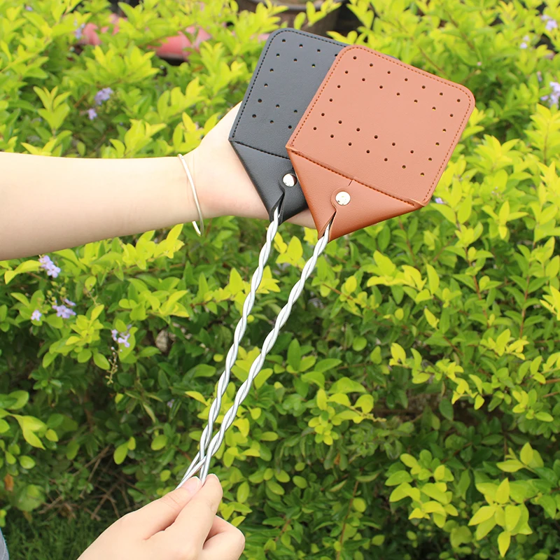Sturdy leather fly swatter for indoor use Long heavy duty wire fly swatter, durable fly swatter for outdoor use