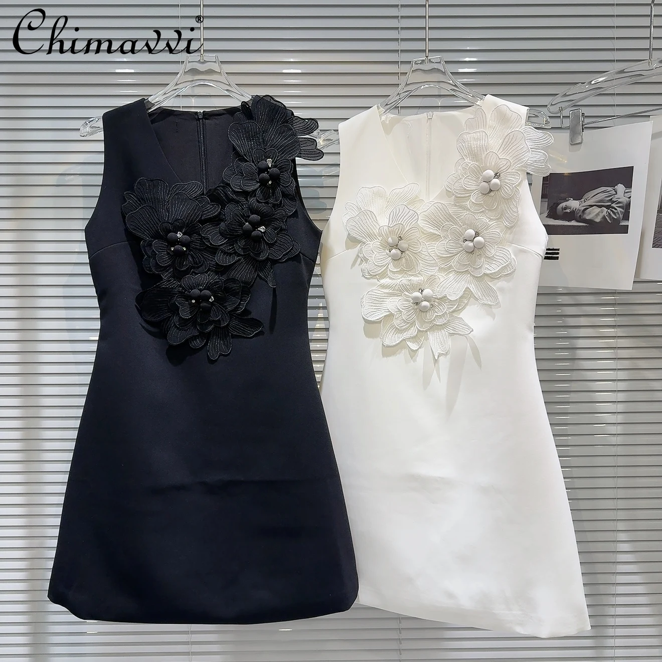 

High-end Fashion Socialite Birthday Party Dress V-neck Sleeveless 3D Flower High Waist A-line Slim Short Dress Women Summer 2024