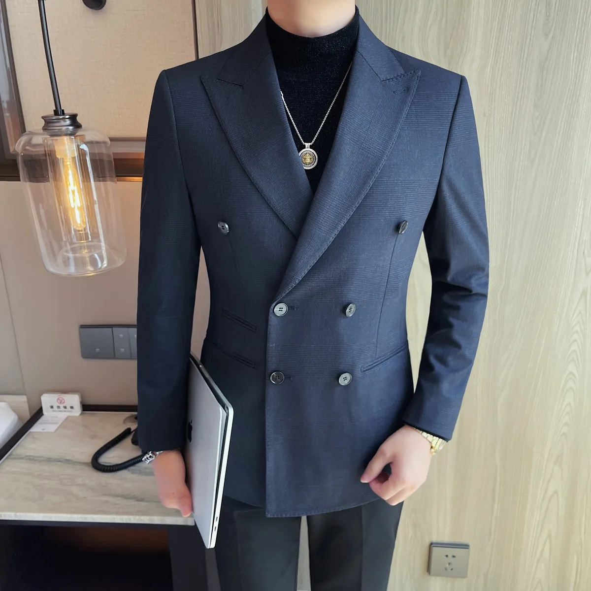 

High-quality checkered single-seater men's suit jacket for autumn and winter, new business and casual suit jacket