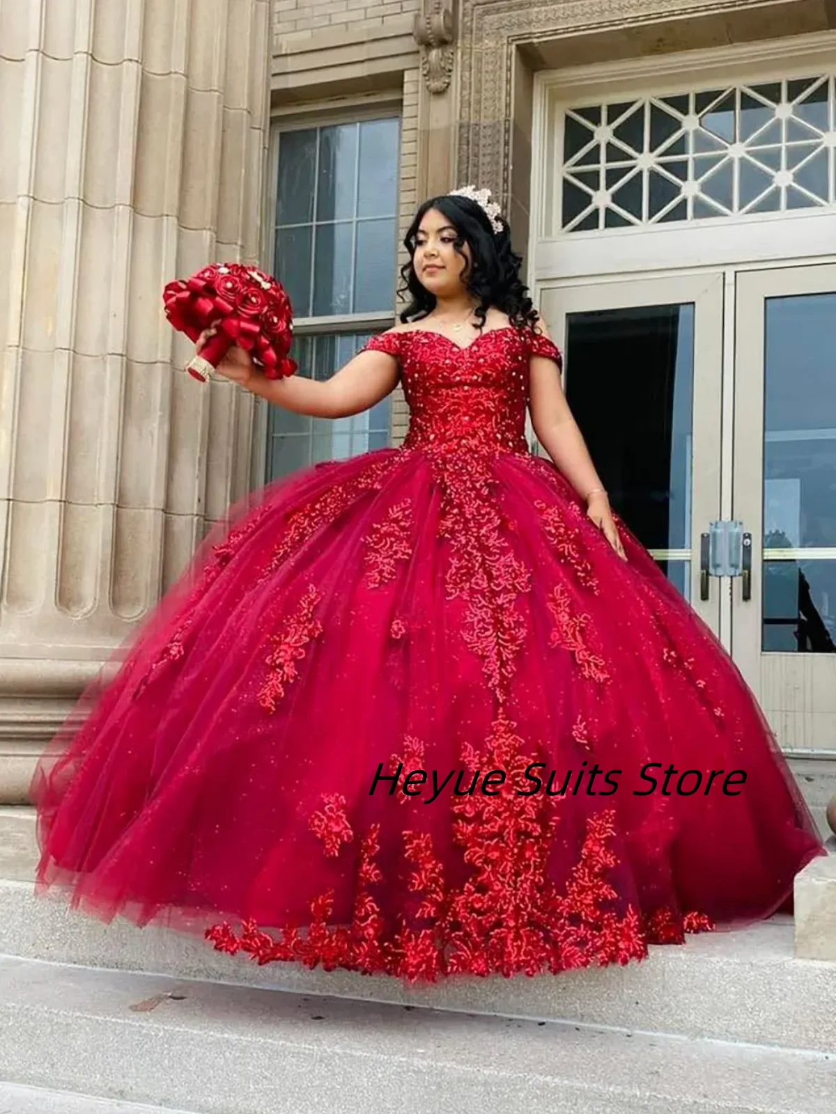 

Customized luxury elegant Quinceanera Dress Fashion Off the Shoulder Appliques Ball Gown Tulle Gowns Prom Vestidos De Novia